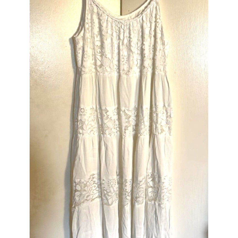 Signature by Robbie Bee White Lace Maxi Dress – Size 2X